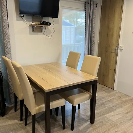 Domaine De Kerlann - Mobilhome Refait A Neuf- 40m2 - Service De Conciergerie Et Lits Faits Offerts Kamp alanı